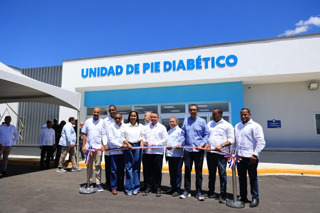 SNS fortalece servicios de salud en Bahoruco con inversión en obras de más de RD$120 millones
