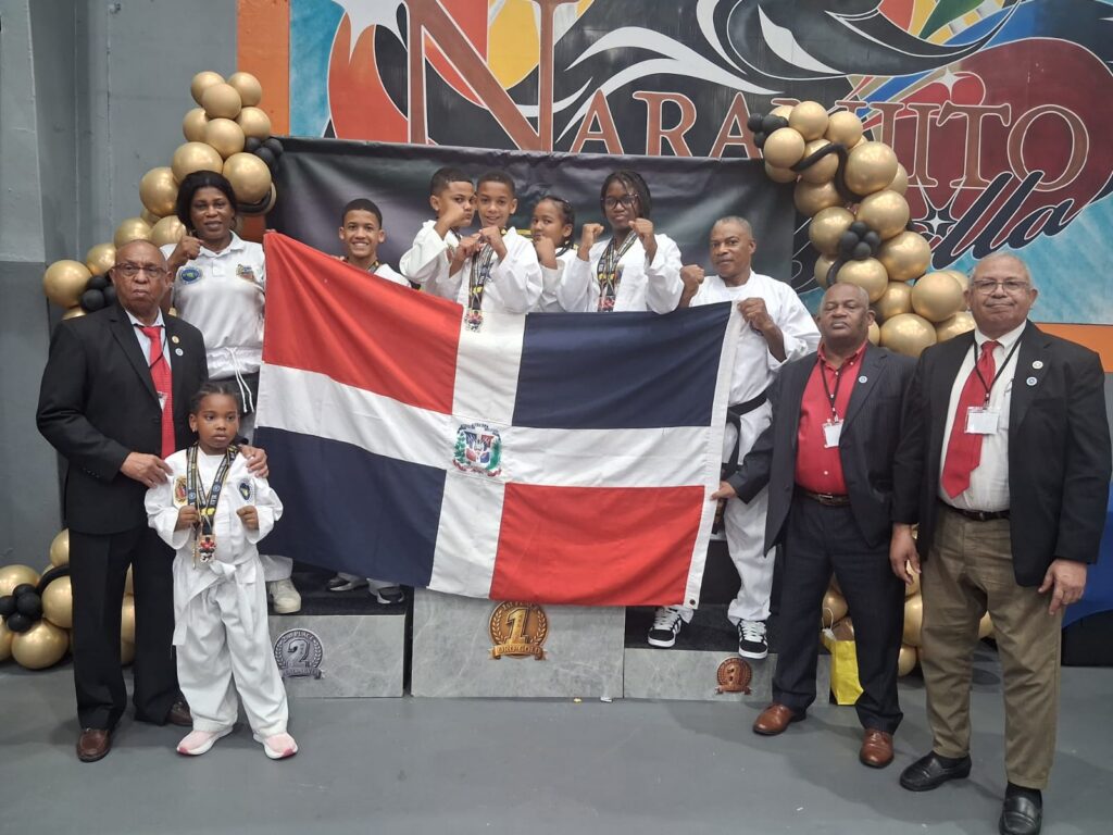 Equipo de niños de República Dominicana ganan medallas en torneo de taekwondo en Puerto Rico