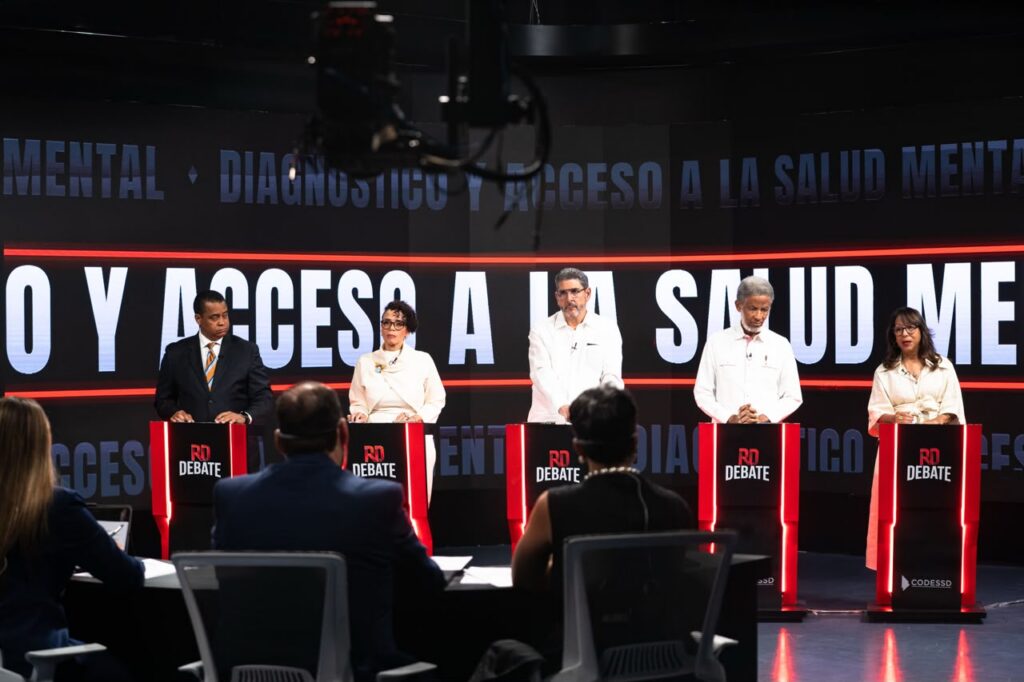 RDDEBATE habla de la salud mental y expertos advierten riesgos en las redes sociales