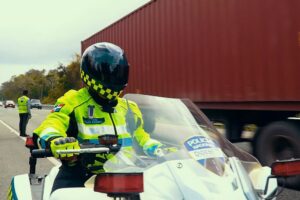 DIGESETT presenta audiovisual sobre técnicas de manejo de motocicletas de alto cilindraje aprendida en España y aplicada en el país para fortalecer la seguridad vial