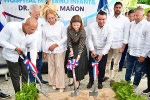 Raquel Peña encabeza primer palazo para remozamiento del Hospital Materno Infantil Jacinto Mañón con inversión superior a RD$489 millones